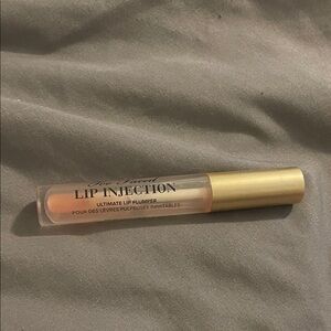 Too Faced Lip Injection Ultimate Lip Plumper